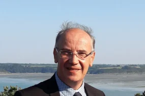 Dr Benoit Dercourt